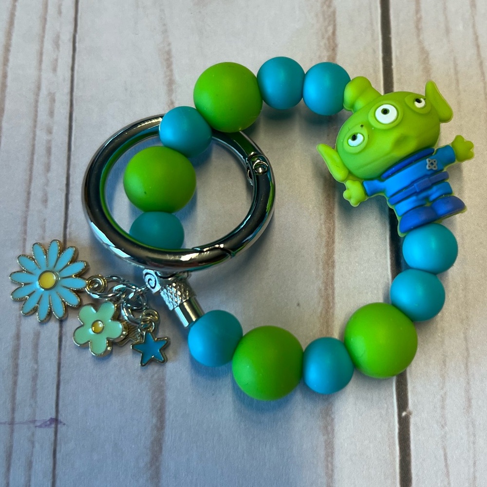 Alien Theme Beaded Mini Keychain / Tumbler Cup Charm / Purse Charm